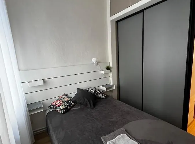 아파트 Cozy Flat Near Center